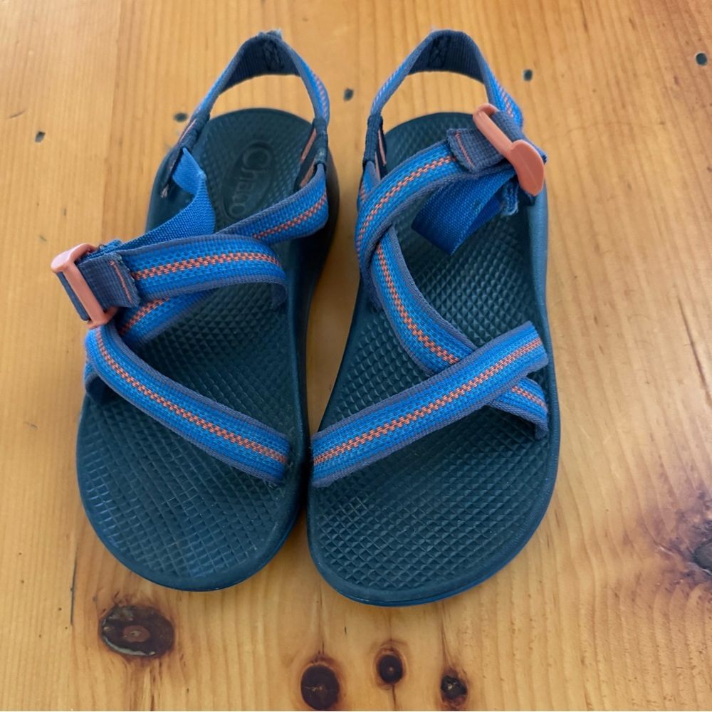 Kids’ Chaco size 3